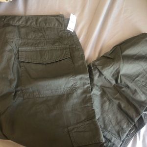 42x30 NWT- softest dress pant ever!